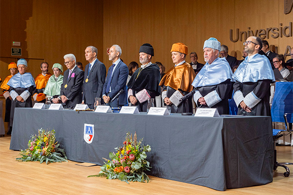 Inauguración del ciclo del curso 2025-2026 en UNEATLANTICO. 